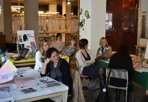 Trainingen Mobiele Media en Fondsenwerving van Kom Je Ook?